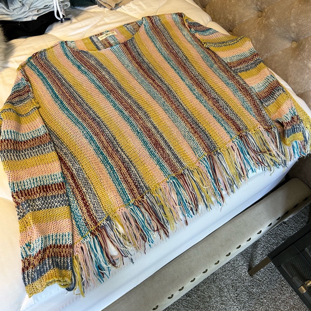 NATURAL LIFE Colorful Striped Fringe Sweater